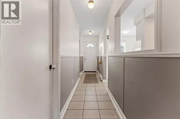 Windsor, ON N8T3C3,2888 MEADOWBROOK LN #44