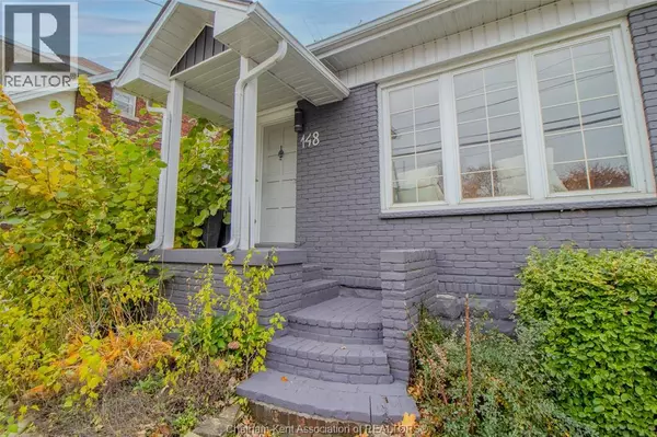 Wallaceburg, ON N8A2A1,148 Margaret AVENUE