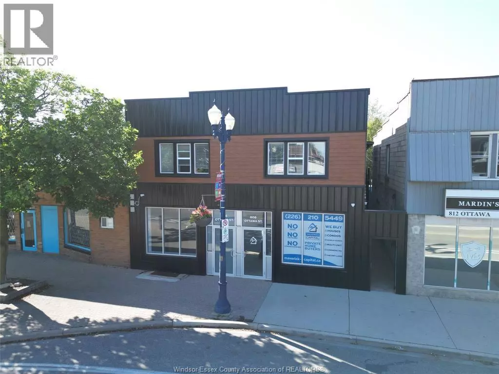 Windsor, ON N8X2C6,808 OTTAWA ST #5