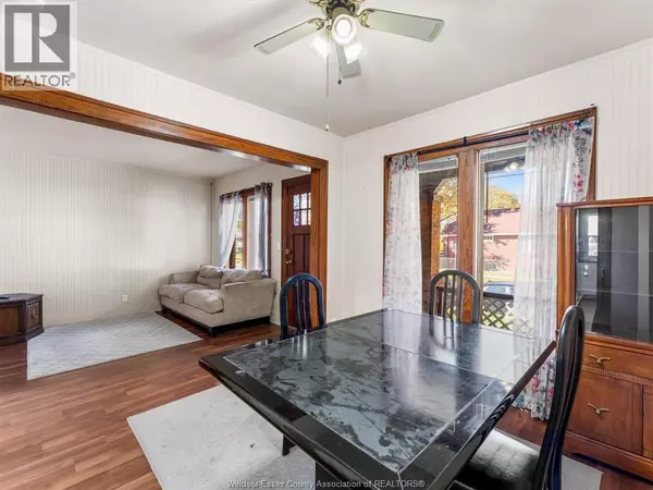 Windsor, ON N9C1J4,3493 PETER STREET