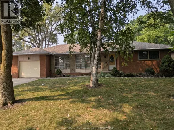 Windsor, ON N8T1Y6,2797 WESTMINSTER