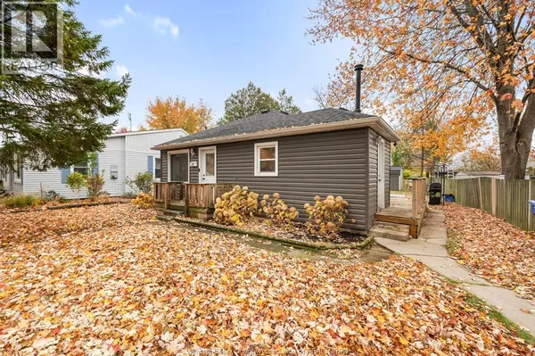 Kingsville, ON N9Y1S7,239 Lansdowne AVENUE