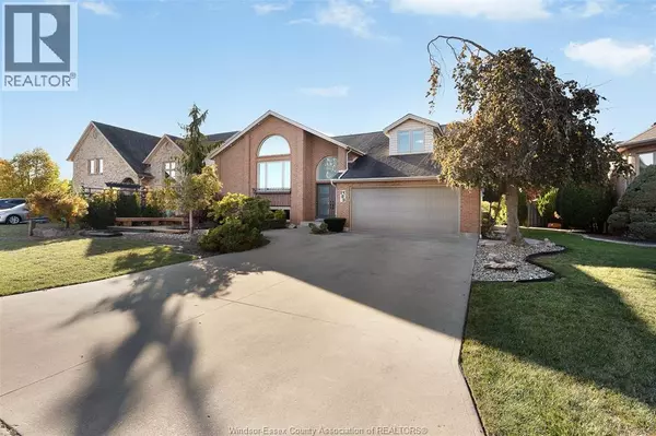 Lakeshore, ON N8L0Z7,123 PHEASANT RUN