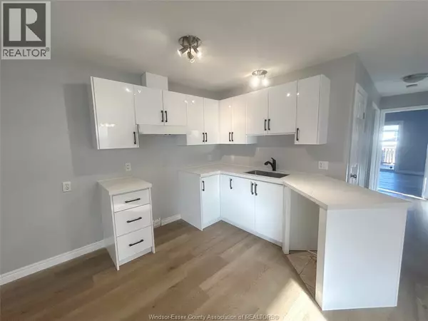 Windsor, ON N9G3C2,4484 TUMBLEWEED CRES