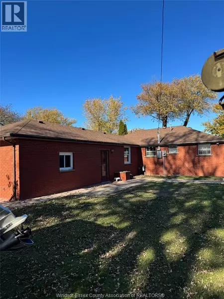 145 LAKEVIEW DRIVE, Lakeshore, ON N0R1A0