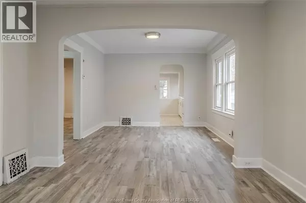 Windsor, ON N9B1Z8,446 McKay AVENUE