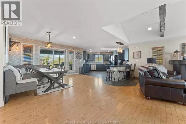 Lakeshore, ON N8L0R1,1410 McMahon Crescent