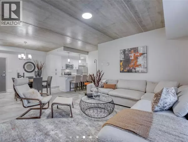 Lasalle, ON N9H0M2,4578 HURON CHURCH LINE RD #106