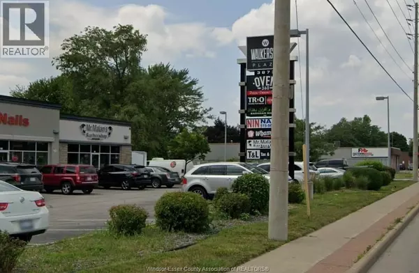 3873 WALKER DR #103, Windsor, ON N8W3T1