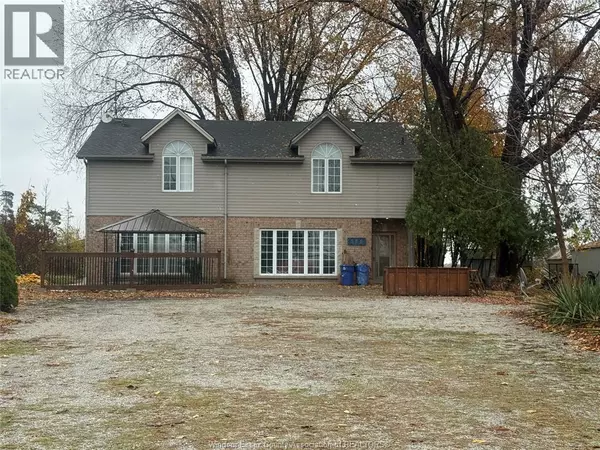 Amherstburg, ON N9V2V6,695 FRONT ROAD North Unit# UPPER/LOWER