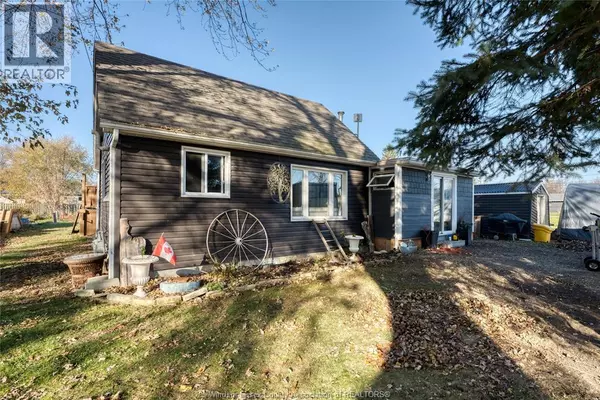 Colchester, ON N0R1G0,625 SYDENHAM STREET