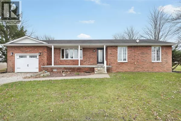 527 COUNTY RD 42, Lakeshore, ON N8N2L9