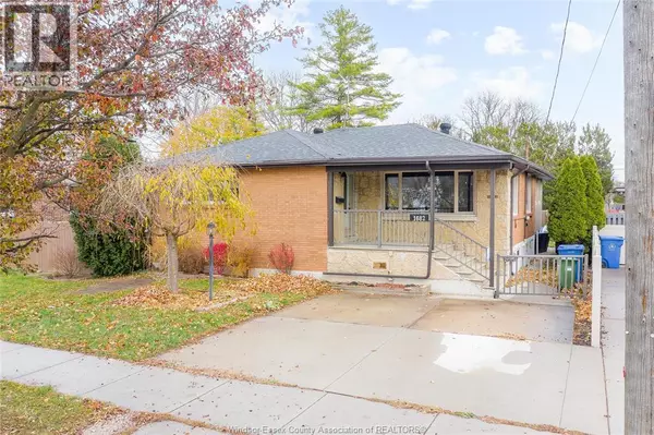 1682 NORMAN, Windsor, ON N8Y4N7