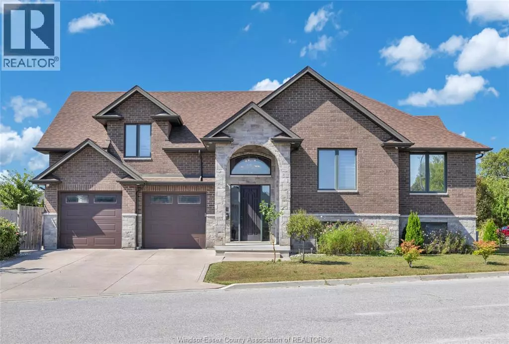 Lasalle, ON N9J0A6,498 SACRED HEART DRIVE