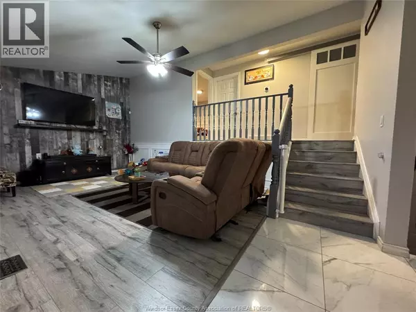 Windsor, ON N9E2C1,3175 VIRGINIA PARK AVENUE