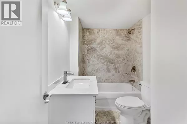 Tilbury, ON N0P2L0,89 Queen STREET North