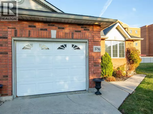 Windsor, ON N9G2X3,3796 PRAIRIE COURT