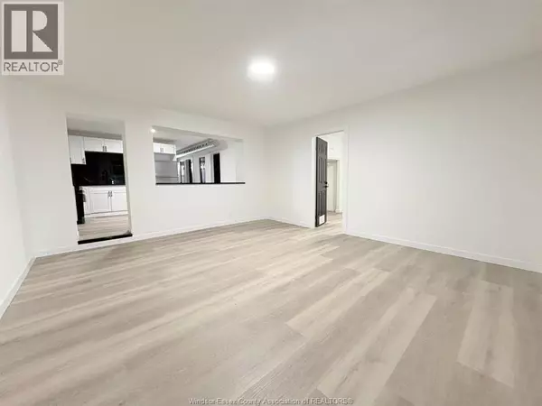 Windsor, ON N9A3K7,1370 WYANDOTTE ST East #2