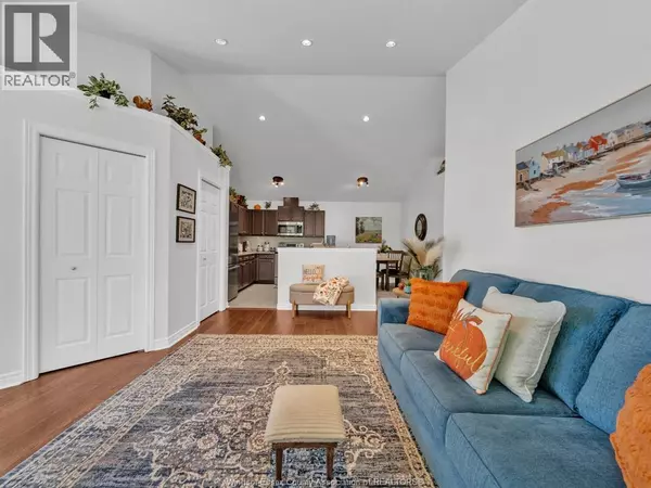 Kingsville, ON N9Y4B9,2 Normandy AVENUE