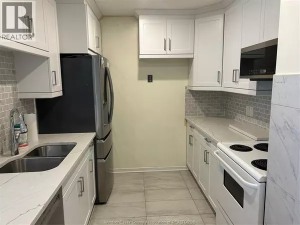 Tecumseh, ON N8N4S5,11836 DOVE LN #6