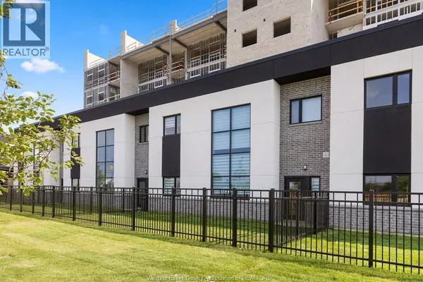 4400 LAURIER Pkwy #212, Lasalle, ON N9H0R1