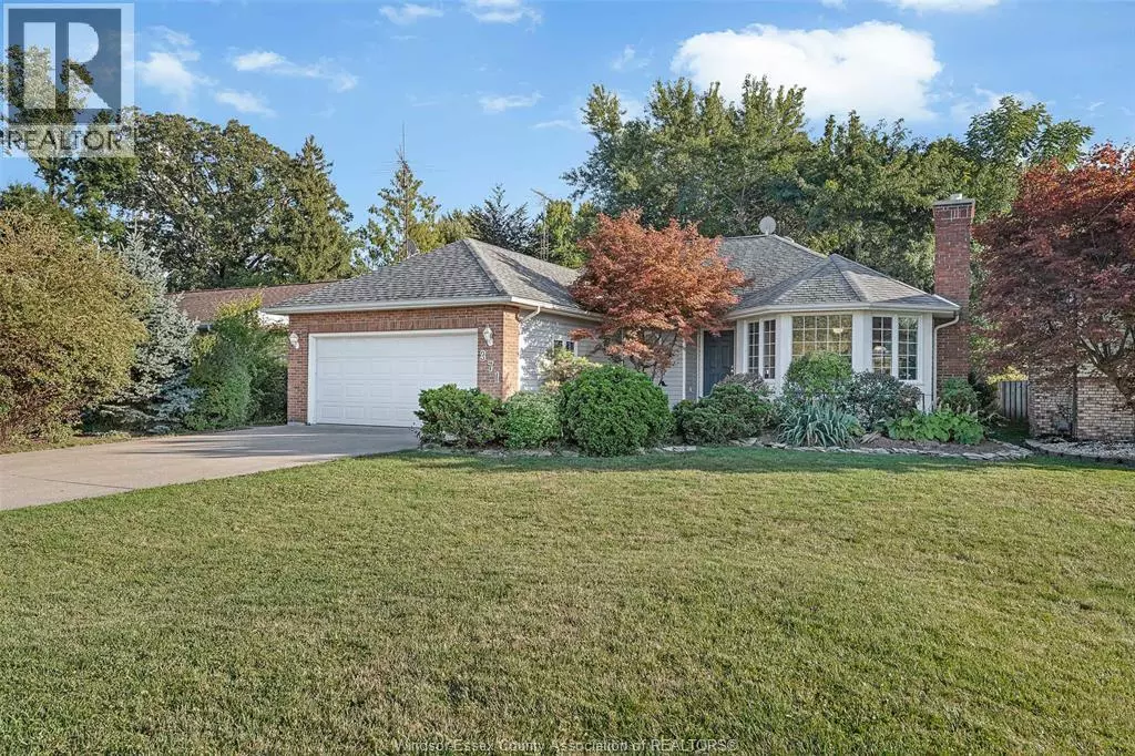 Harrow, ON N0R1G0,371 KING STREET West