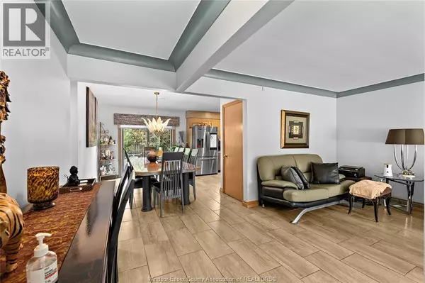 Windsor, ON N9B2K6,1670 CAMPBELL