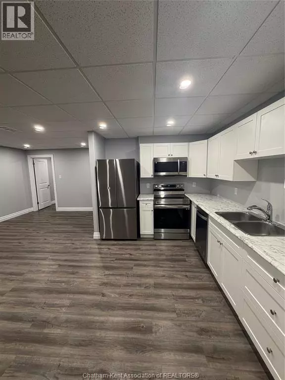 Chatham, ON N7M1C1,99 Kerr AVE #Lower