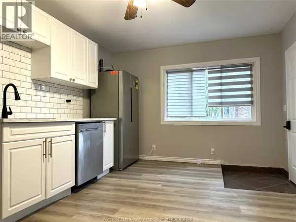 Windsor, ON N9E4E4,2386 LAMBTON STREET