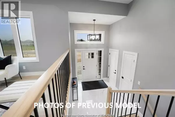 Chatham, ON N7M0V8,104 FENCELINE DRIVE