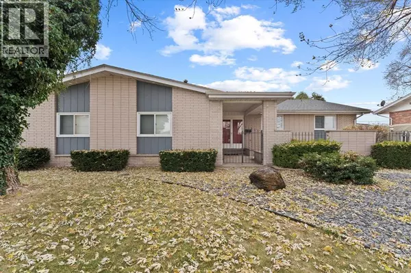 1545 GOLFVIEW, Lasalle, ON N9V1Z1