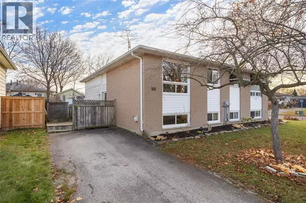 Petrolia, ON N0N1R0,518 OOZLOFFSKY STREET