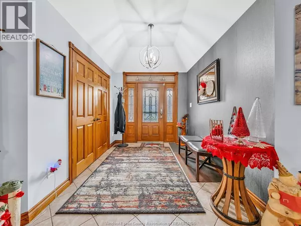 Windsor, ON N9A6T3,4160 BASELINE