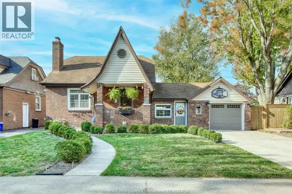 2993 RANDOLPH, Windsor, ON N9E3E3