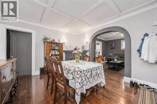 Sarnia, ON N7T1P9,356 TALFOURD STREET