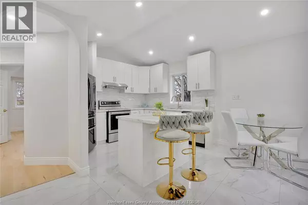 Windsor, ON N9B2K1,1443 CAMPBELL AVENUE