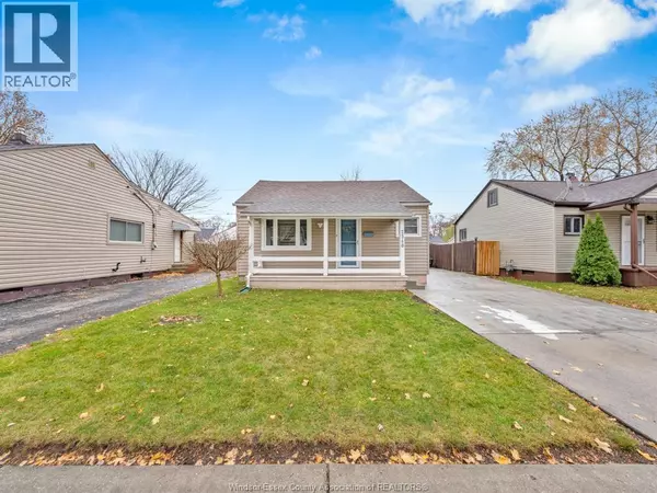 2340 ELSMERE AVENUE, Windsor, ON N8W2C8