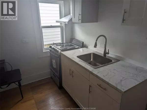 Windsor, ON N8T2P1,1868 PILLETTE #UPPER