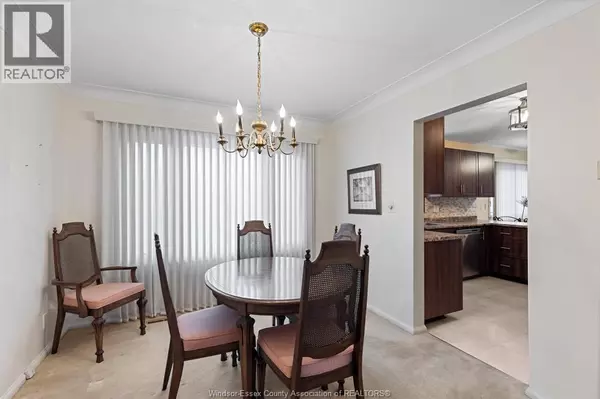 Windsor, ON N9E2Z1,2683 JAMAICA