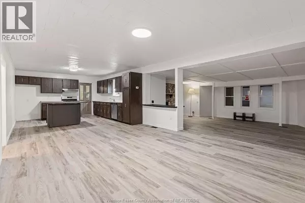 Lasalle, ON N8J1B1,232 REAUME ROAD