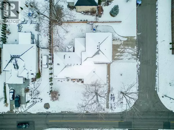 Lasalle, ON N9J1B5,607 REAUME ROAD