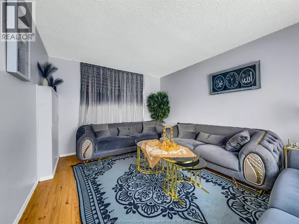 Leamington, ON N8H4J4,23 DONALD AVENUE