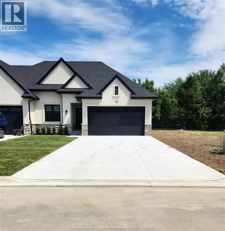 Amherstburg, ON N9V1N3,55 MULBERRY COURT