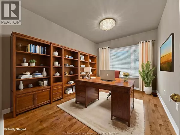 Tecumseh, ON N8N4W6,389 TUSCANY #4