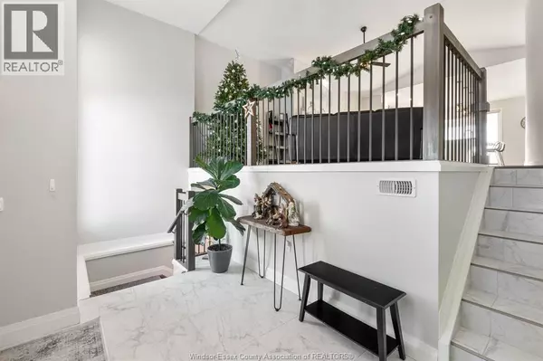 Amherstburg, ON N9V0C2,201 Mullen CRESCENT