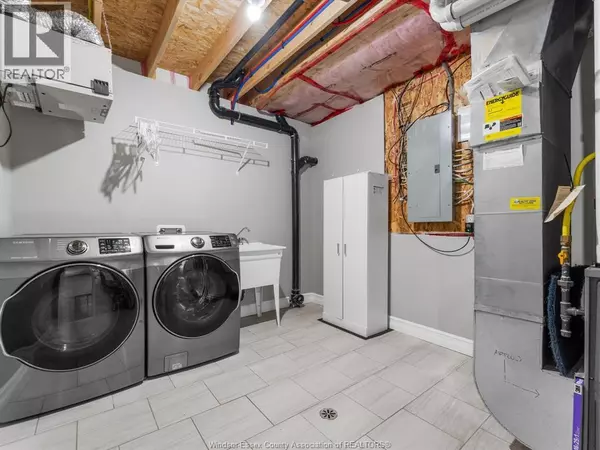 Amherstburg, ON N9V0B2,46 SHAW DRIVE