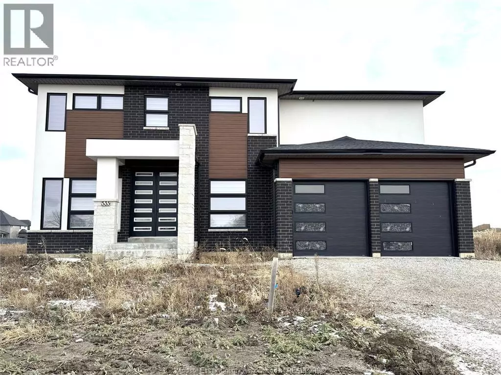 Lakeshore, ON N8L0K4,535 VENETO STREET