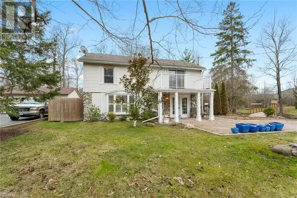 Ridgeway, ON L0S1N0,327 MAPLE LEAF Avenue N