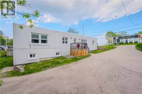 Kitchener, ON N2K1M5,611 LANCASTER Street W