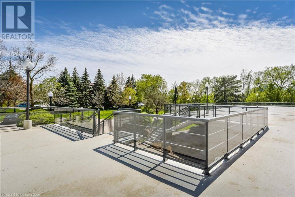 Waterloo, ON N2J4H5,58 BRIDGEPORT RD #403